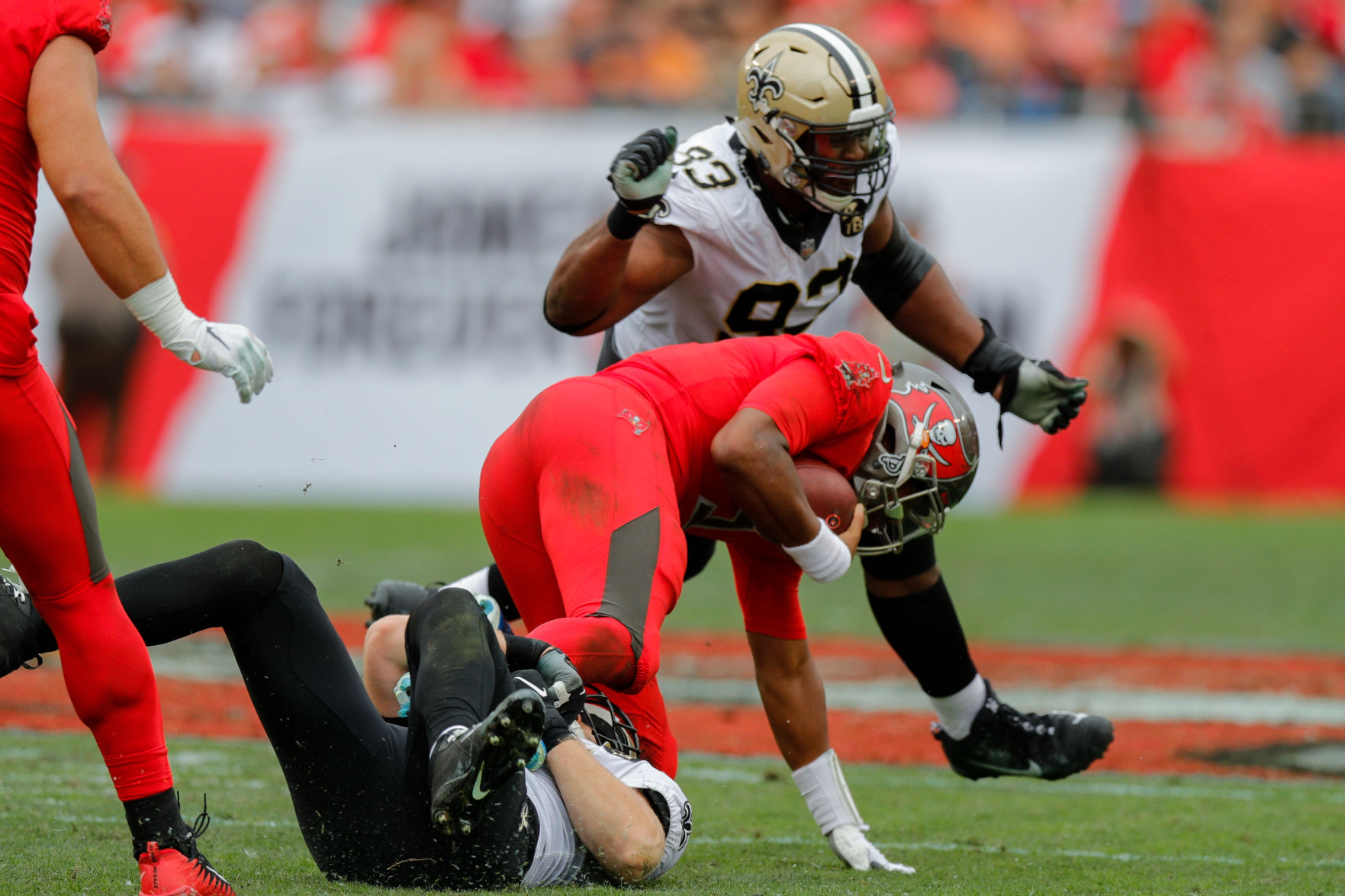 saintsbucs73.121018